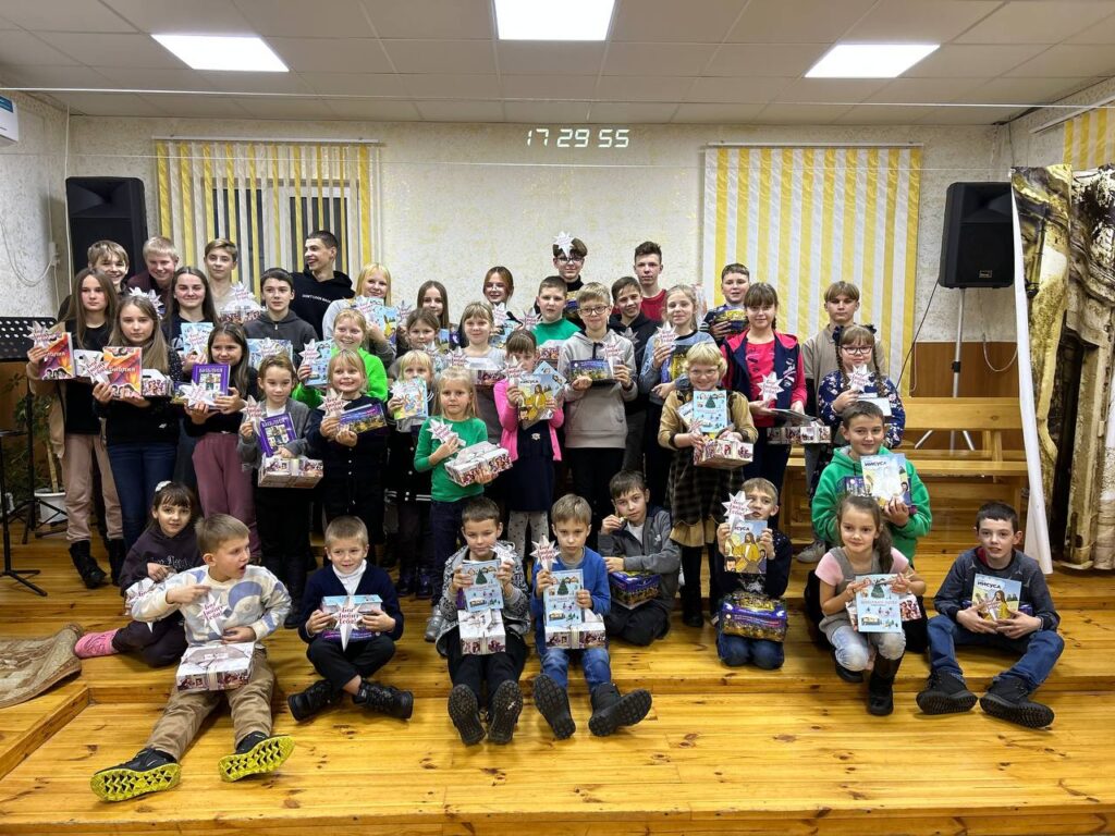 Children at an Immanuel's Child outreach.